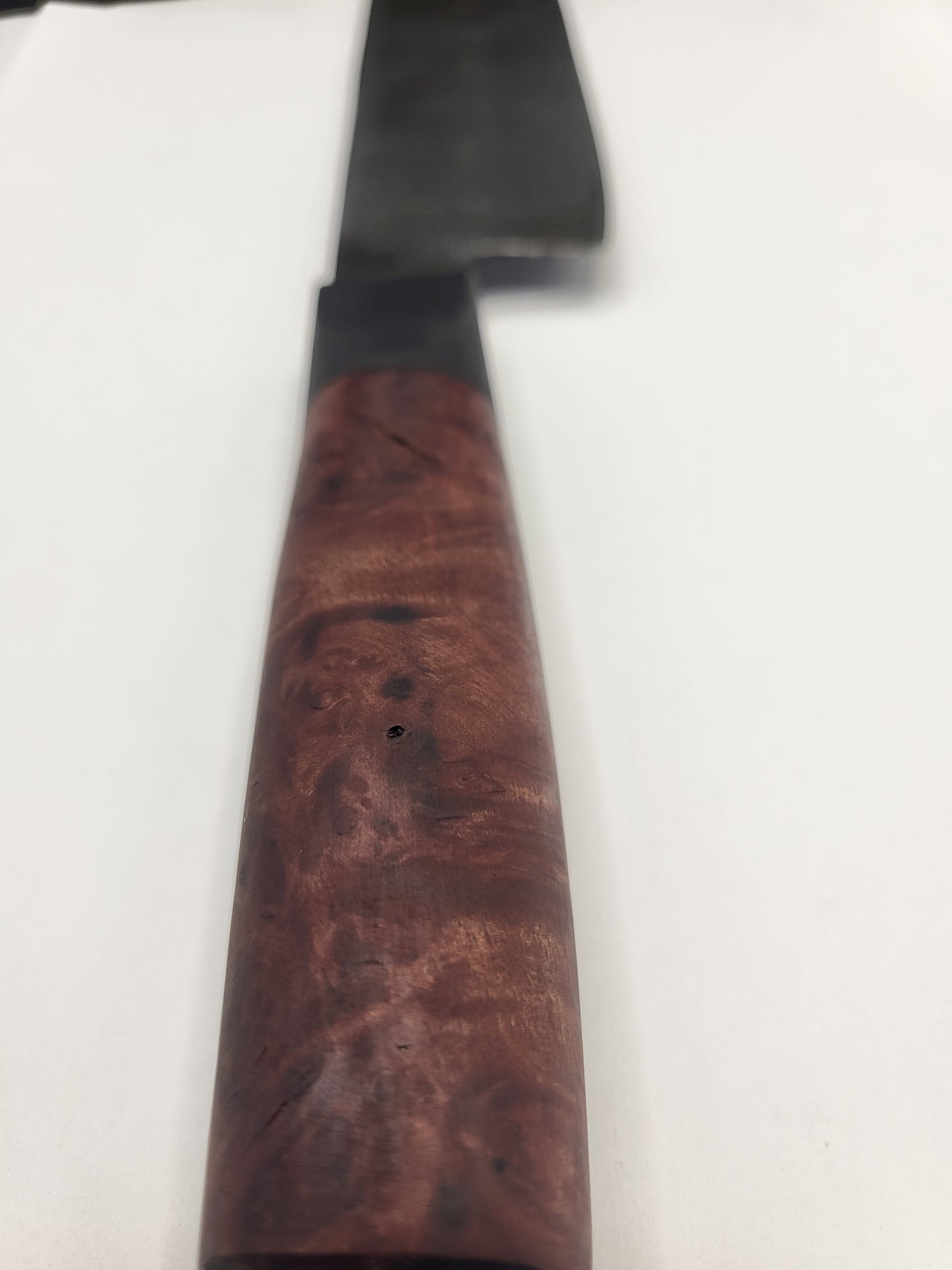 Handgeschmiedetes Mosaik Santoku mit 195 mm Klinge