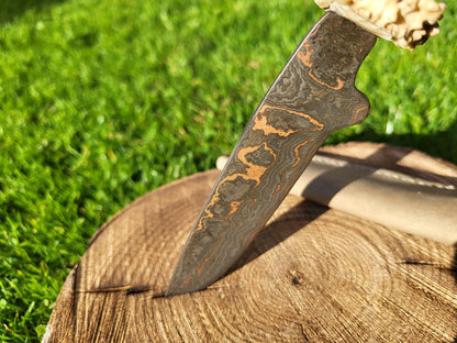 Jagdnicker aus Kupfer-Damast mit Geweihgriff