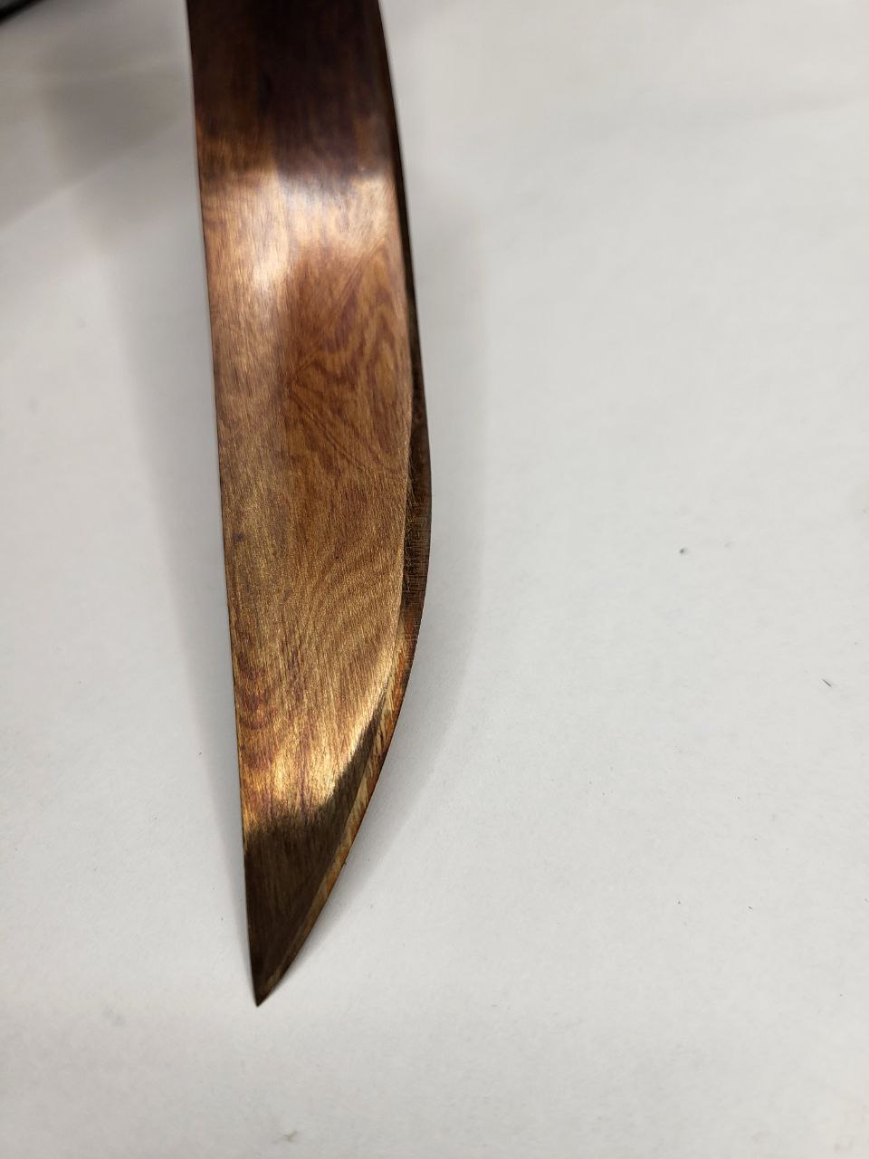 Blue Steakmesser handgeschmiedet mit Nussgriff