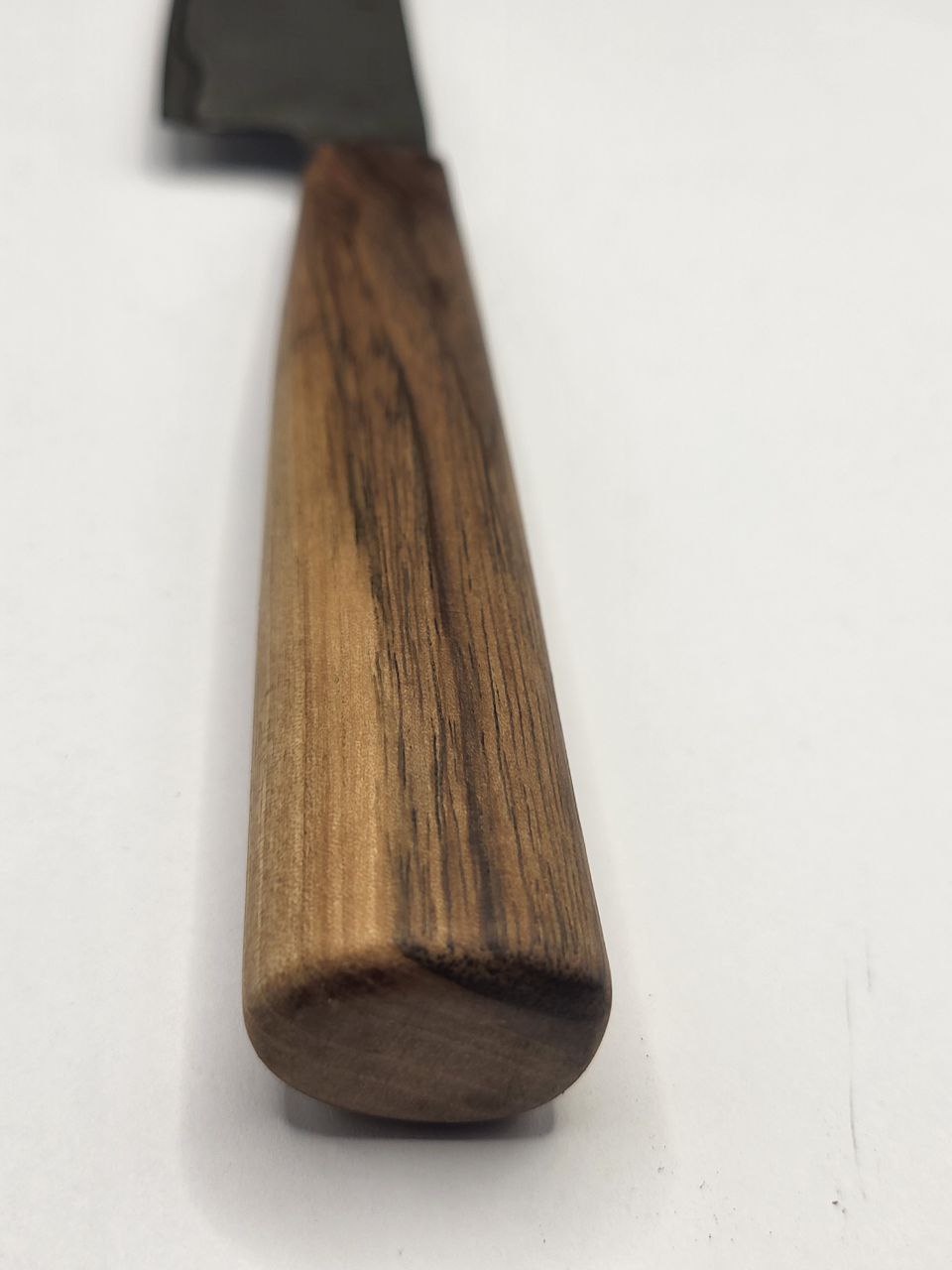 Leichtes handgeschmiedetes Allrounder Rainy Liner mit 180 mm Klinge