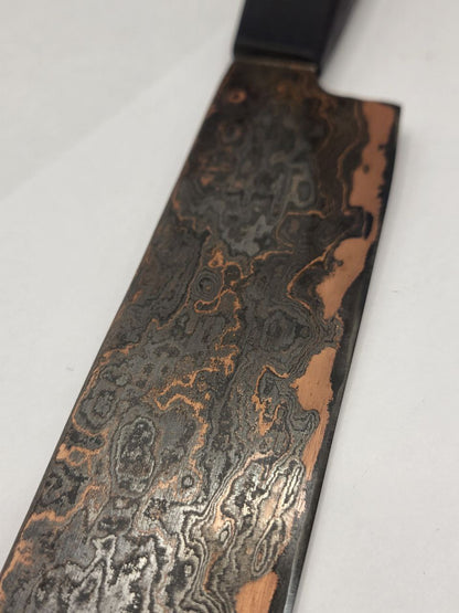 CU-Damast Allzweckmesser mit markanter Damaststruktur und edlem Holzgriff