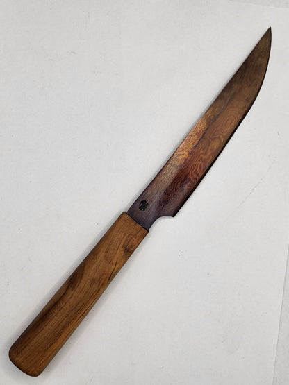 Blue Steakmesser mit feiner Klinge für präzise Schnitte