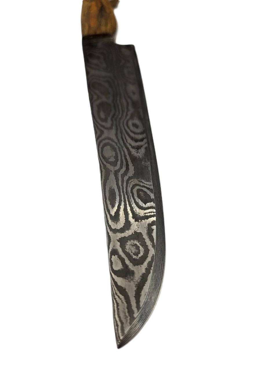 Detailaufnahme vom Fleischmesser Tamarin mit Damaststruktur