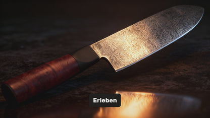 Detailaufnahme vom Mosaik Santoku mit breiter Klinge und Damastmuster